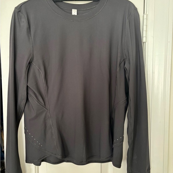 Lululemon UV Protection Fold over Long Sleeve Running Shirt unworn - Picture 8 of 9